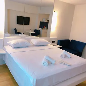  Aparthotel Twin Lola Georgia